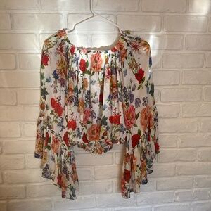 Vici butterflies and flowers top